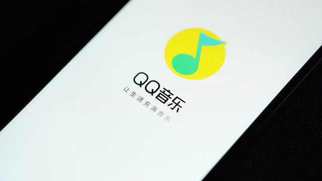 科技早報 大陸面板市占率創(chuàng)新高，三星計劃引入無人工廠，iPhone14或無mini版